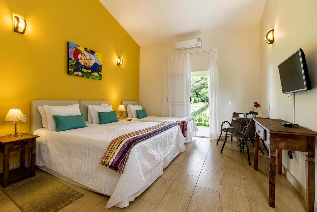  Hotel Mil Flores
