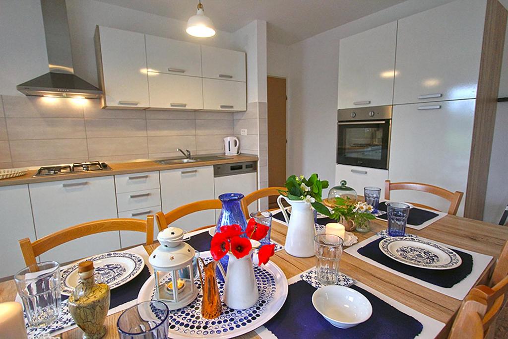 Kuchyňa alebo kuchynka v ubytovaní Apartment Christian