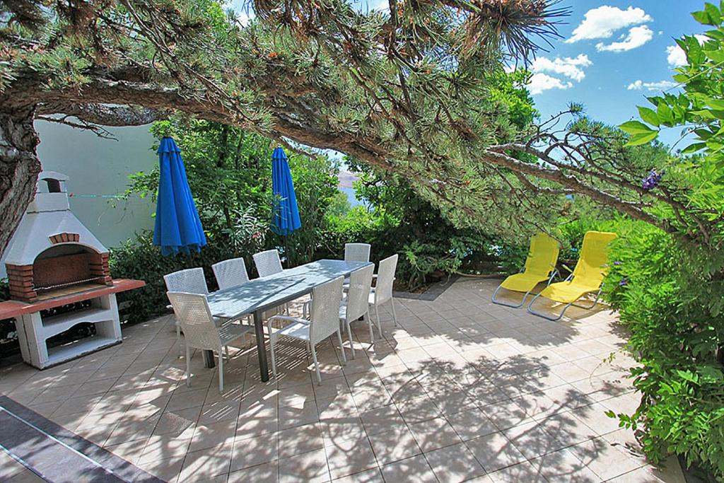 Vonkajšia záhrada v ubytovaní Apartment Christian