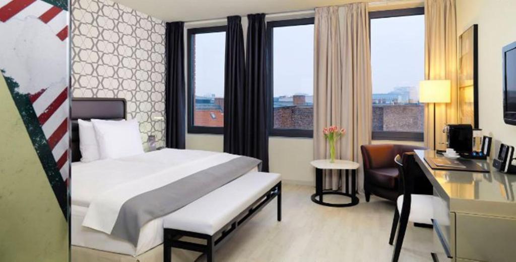 
Deluxe Superior Room
