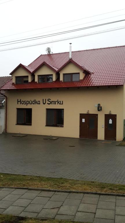 Budova, kde se penzion – hostinec nachází