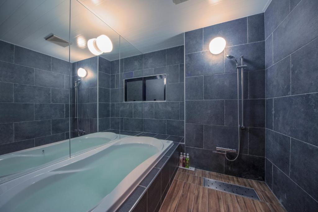 Koupelna v ubytování Hotel Noah Resort Sakuranomiya (Adult Only)