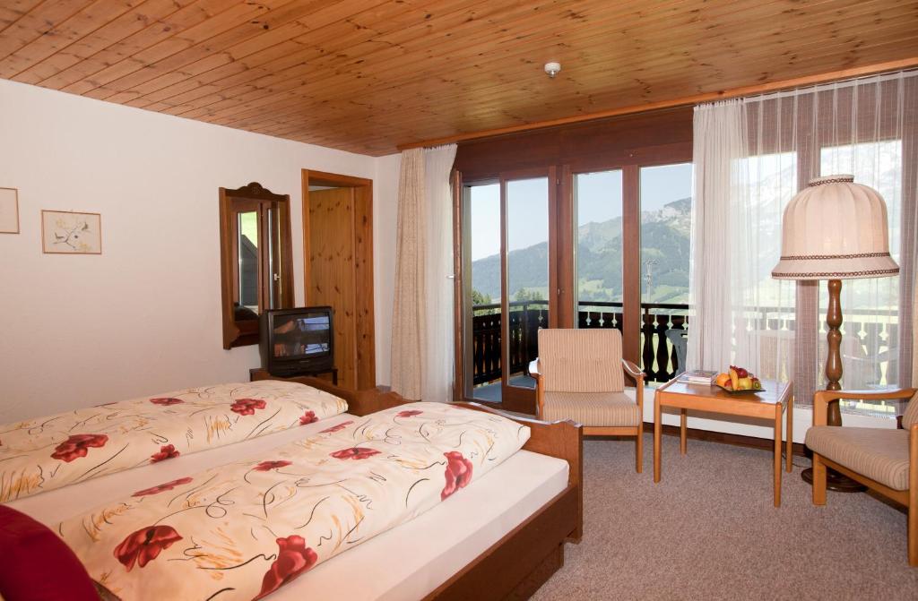Hotel Arvenbüel - 双人或双室，带有全景和阳台 - 西部