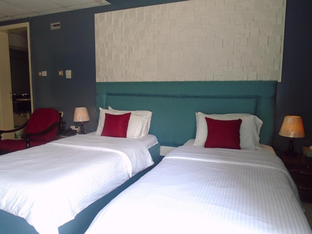 Sky Hotel Apartments - Resim 26