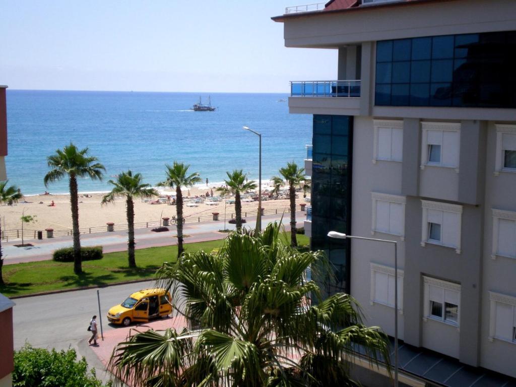 Nespecifikovaný výhled na moře nebo výhled na moře při pohledu z hotelu