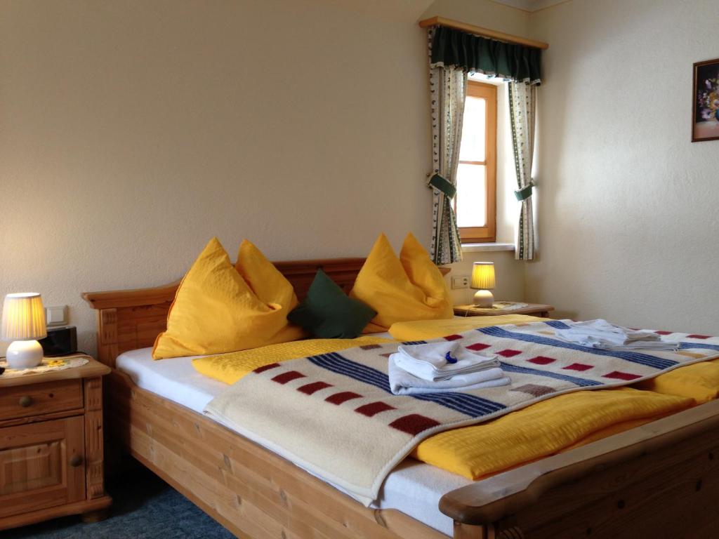 Posteľ alebo postele v izbe v ubytovaní Appartements Bacherhof