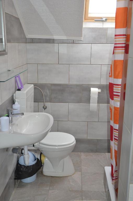 Kúpeľňa v ubytovaní Rooms Mila
