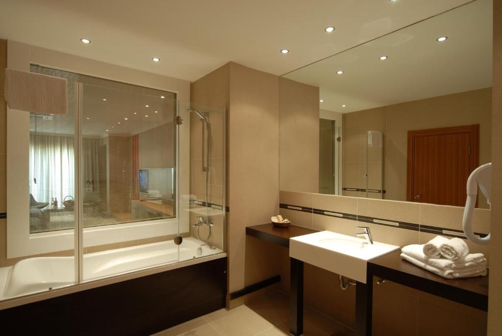Klas Hotel