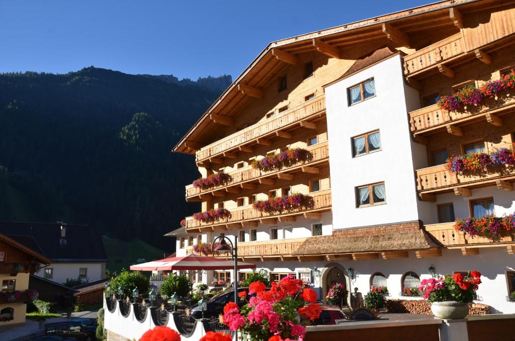 Gallery image of Hotel Sonnhof in Neustift im Stubaital