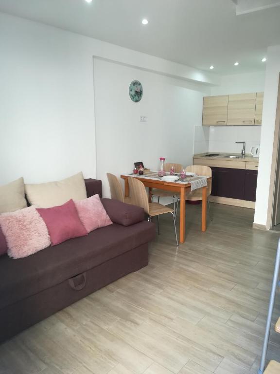 Kuchyň nebo kuchyňský kout v ubytování Apartments Vrime