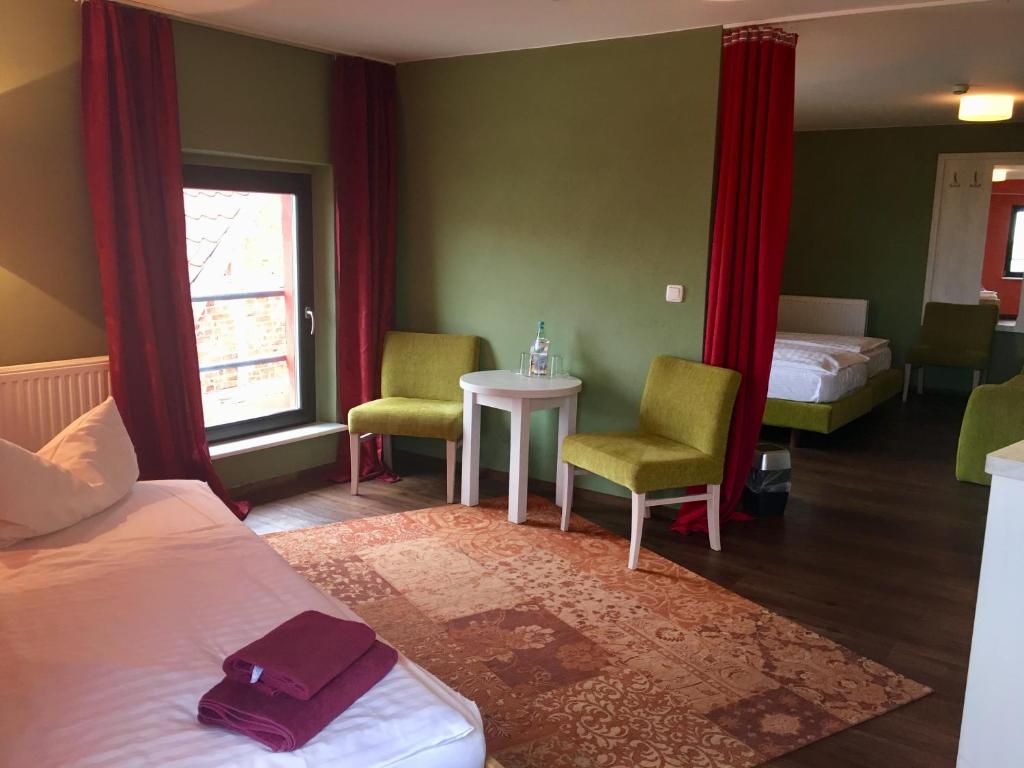 Postel nebo postele na pokoji v ubytování Märchenhotel