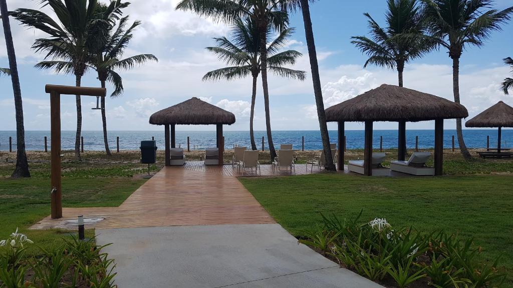  Oka Beach Residence
