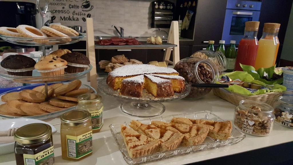 Jedlo v ubytovaní bed & breakfast alebo blízkom okolí