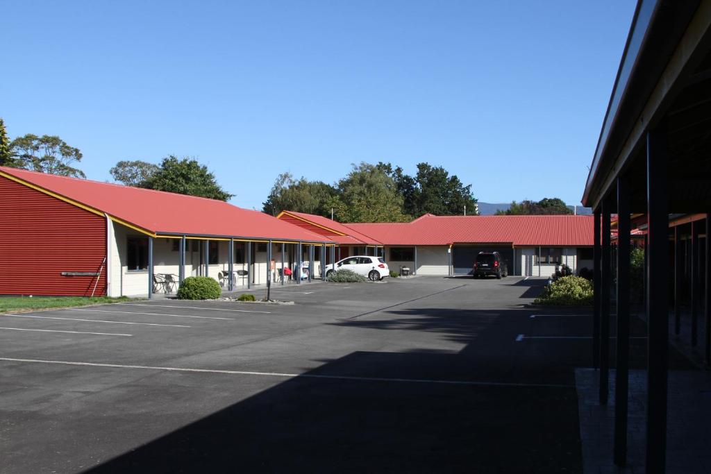 ASURE Oak Estate Motor Lodge - Resim 21