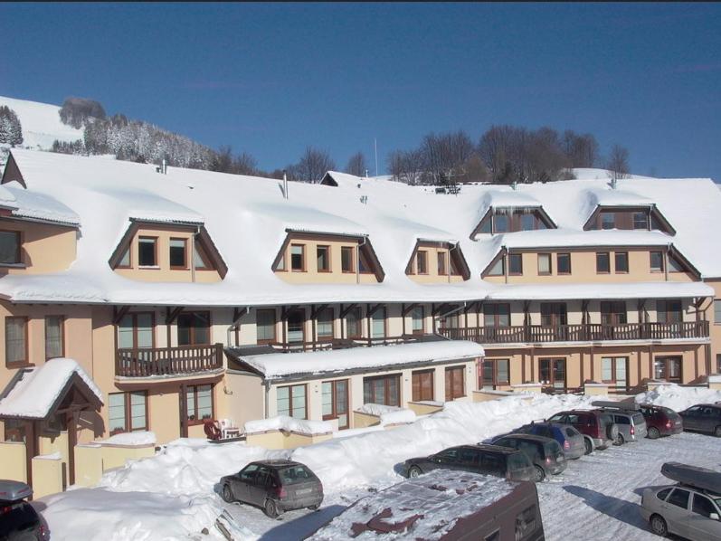 Το Apartmánový dom Magura τον χειμώνα