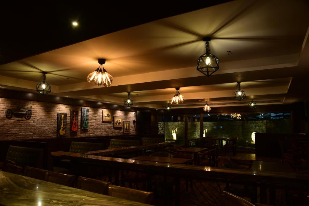 Restaurace v ubytování Lemon Tree Hotel Siliguri