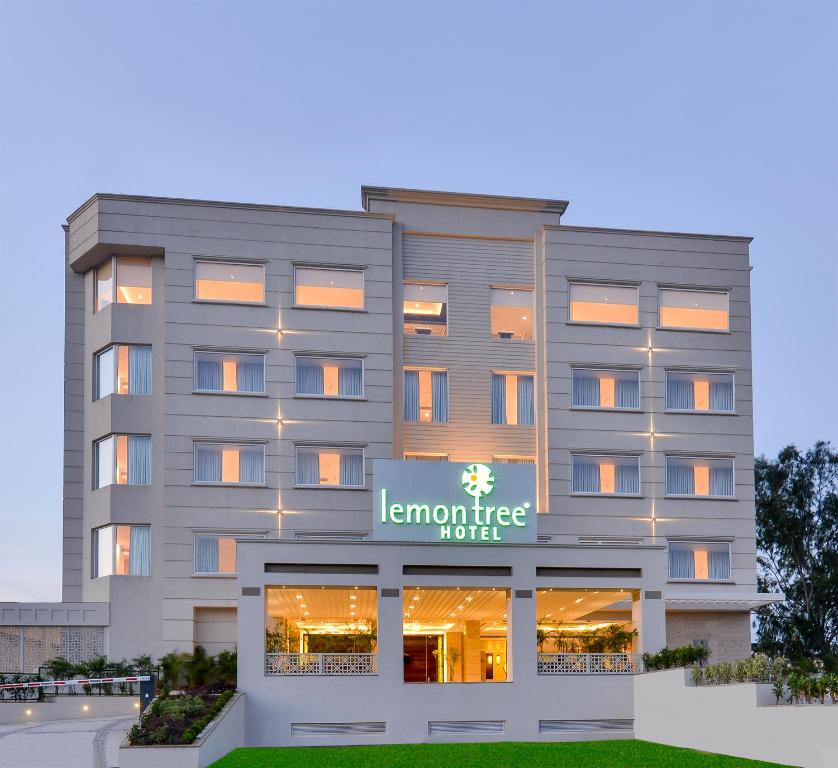 a rendering of the front of a lenovo hotel at Lemon Tree Hotel Jammu in Jammu