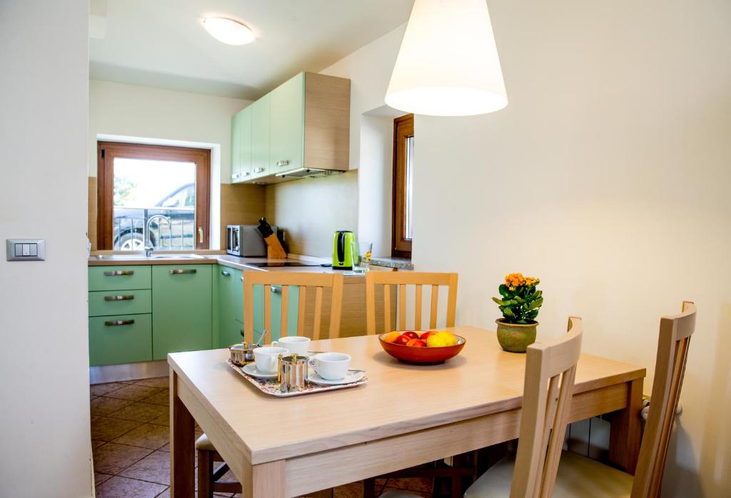 Kuchyň nebo kuchyňský kout v ubytování Zoi Apartments