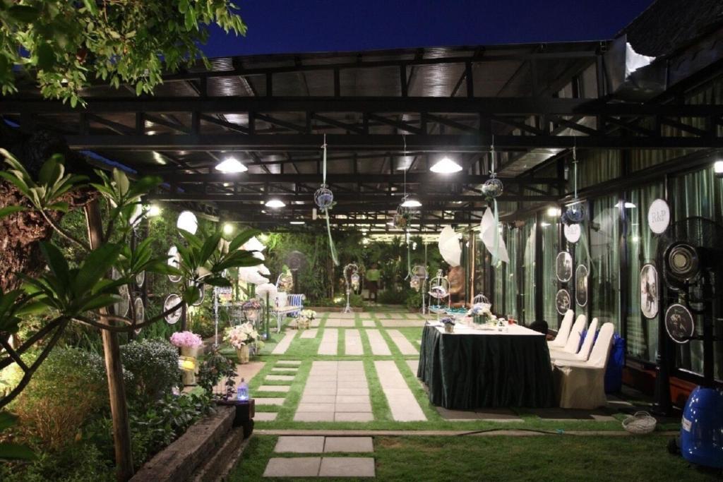 Zahrada ubytování The Loft Resort Bangkok