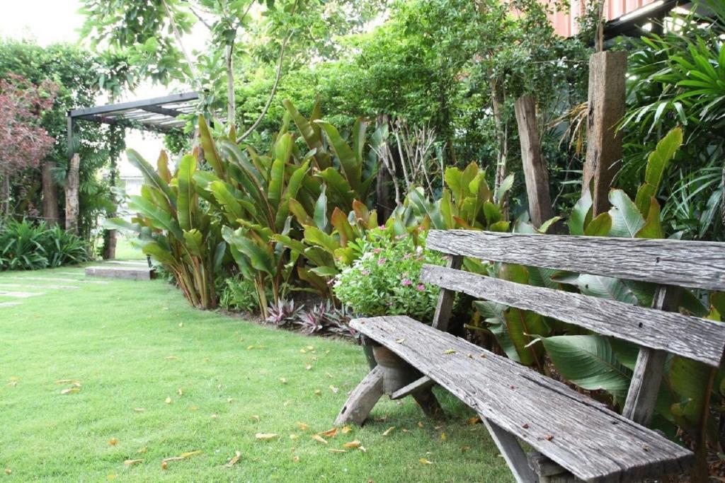 Zahrada ubytování The Loft Resort Bangkok