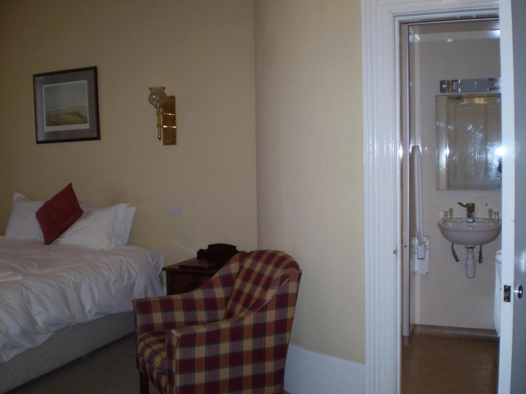 The Guards Hotel - Luxury Double Room