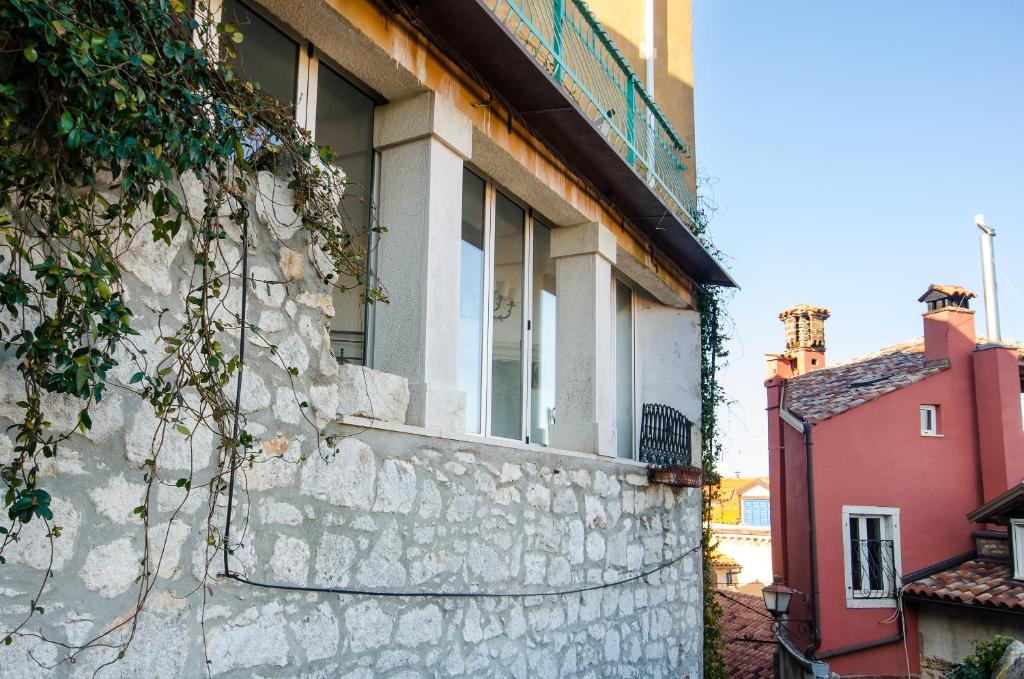 Budova, kde se apartmán nachází