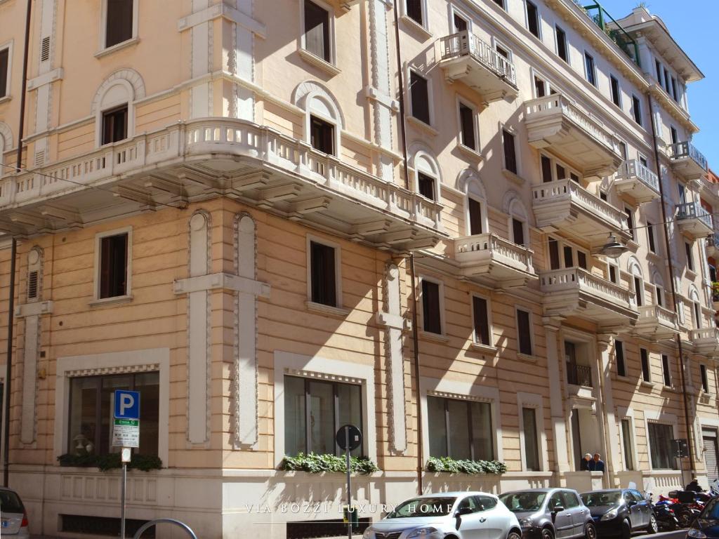 Budynek, w którym mieści się apartament