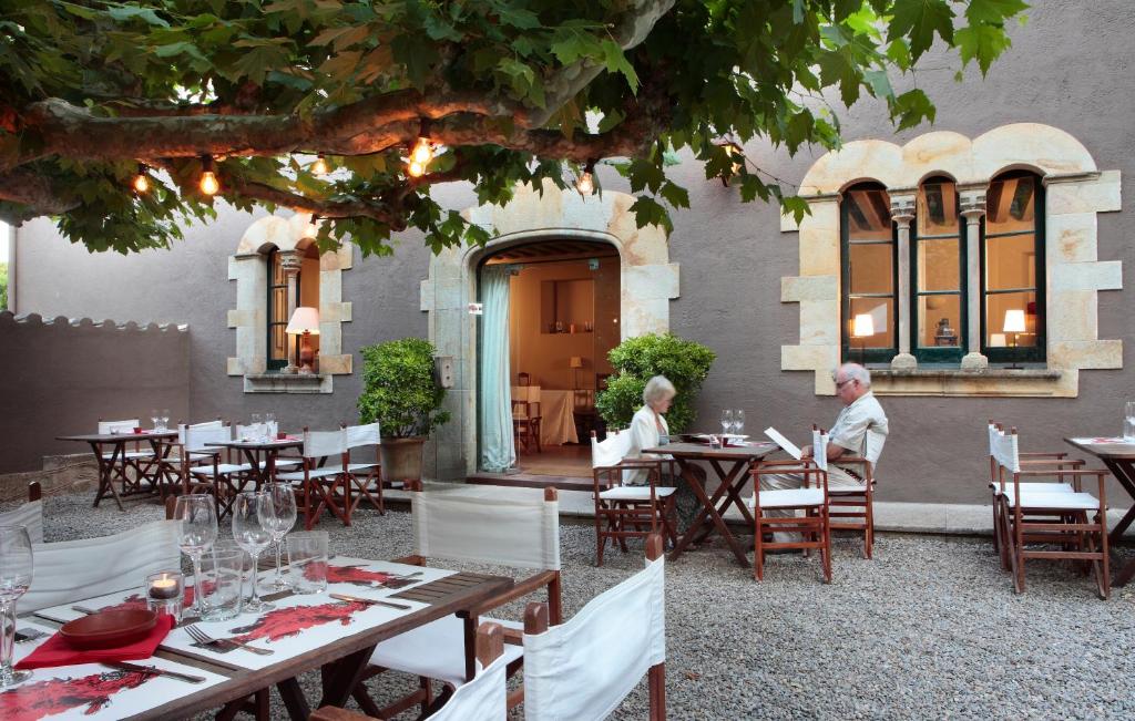 Restaurace v ubytování Hostal Sa Rascassa