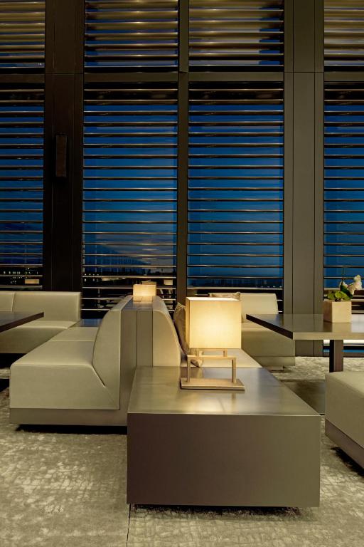 Posezení v ubytování Armani Hotel Milano