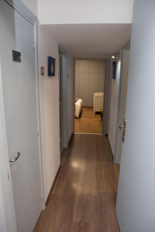 Kúpeľňa v ubytovaní Athens Center Spacious Luxury Apartment