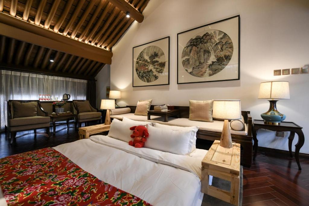 Pingyao Xietongqing Merchant Hotel (Water Hotel)