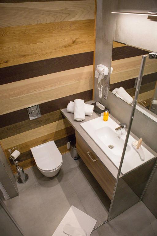 Kúpeľňa v ubytovaní Apartamenty Centrum