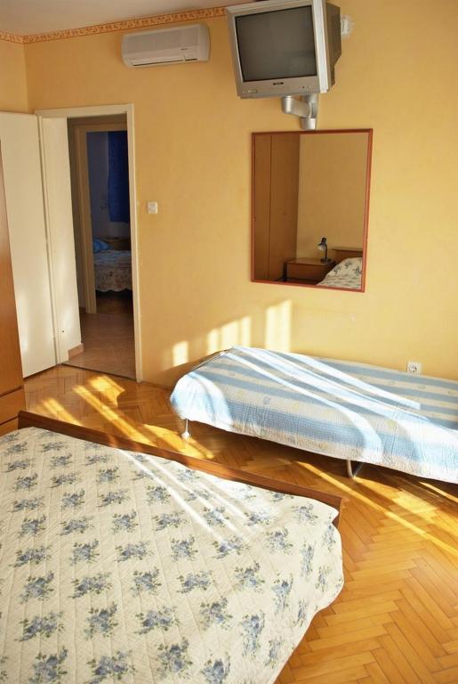 Apartments & Rooms BARBARA - 12