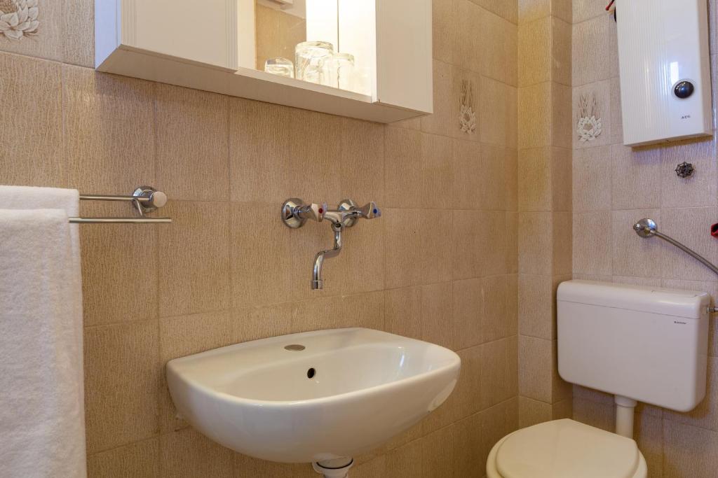 Koupelna v ubytování Rooms Marinac