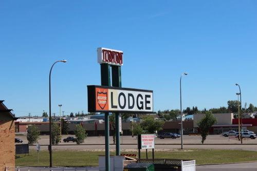Silver Crest Lodge - Housity