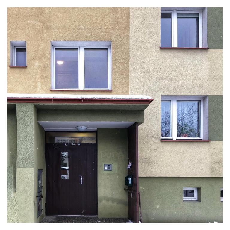 Exteriér alebo vchod do ubytovania Kwadrat B&B Jałowego