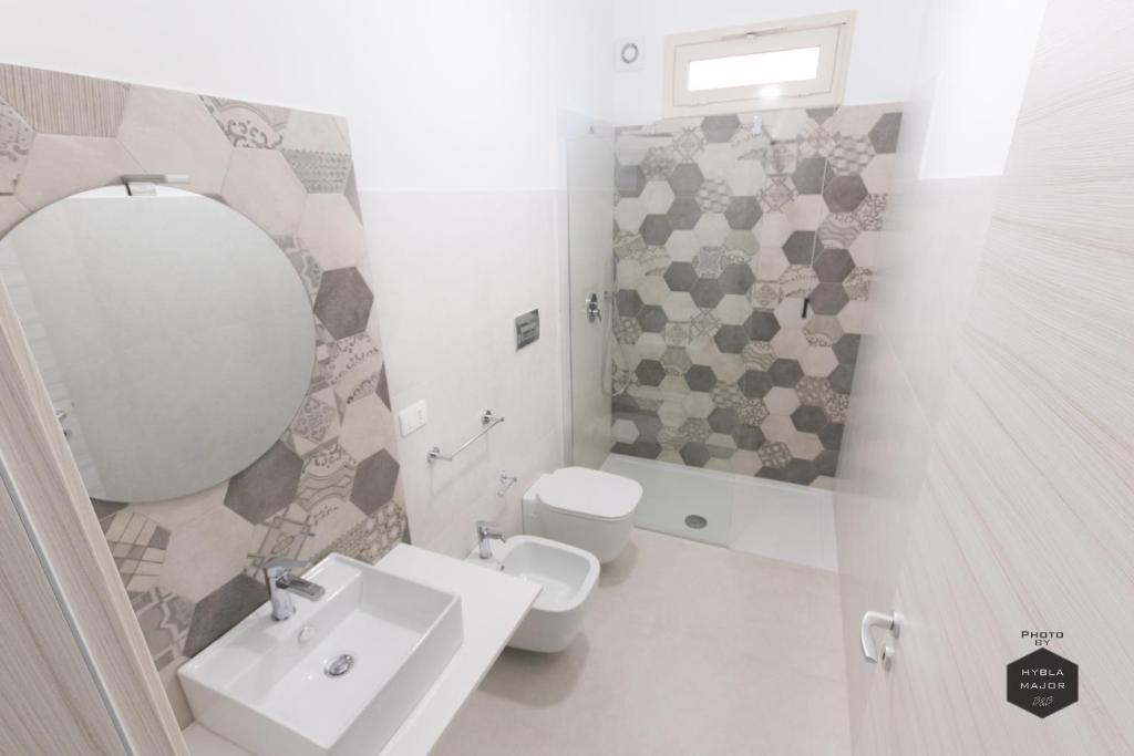 Koupelna v ubytování Hybla Major B&B