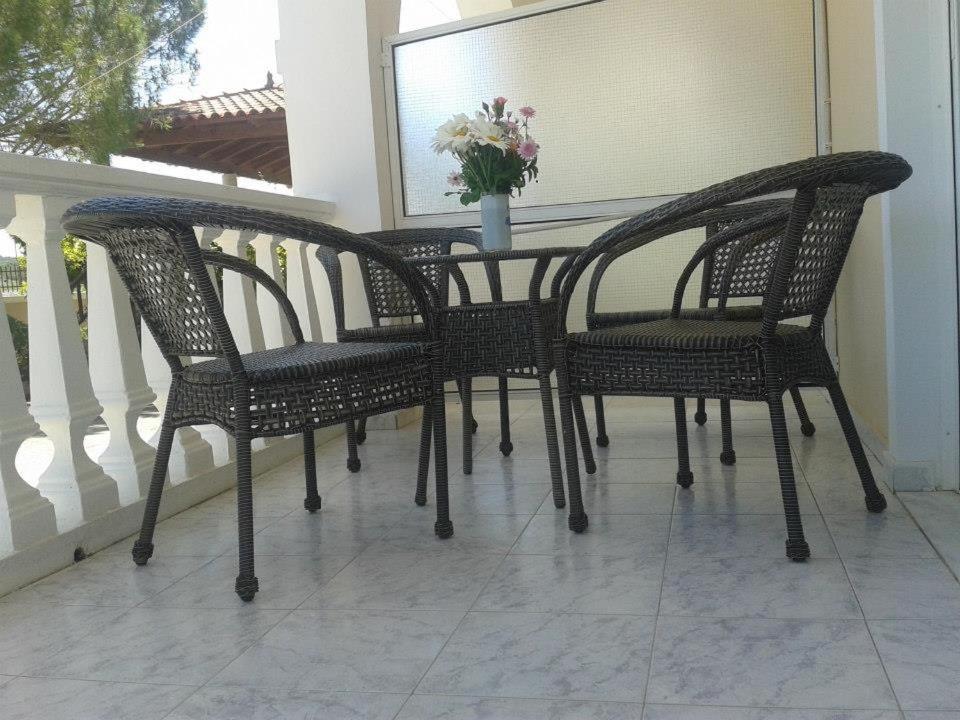 Balkón nebo terasa v ubytování Rallou Rooms & Apartments
