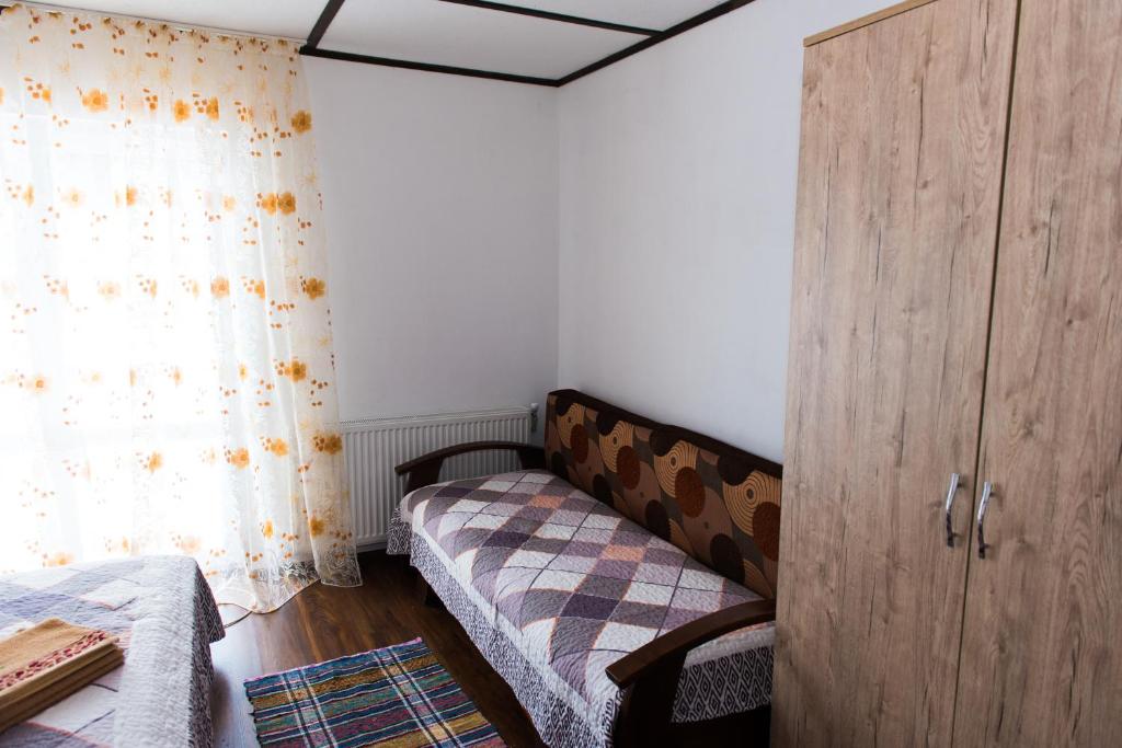 Шале на зарінку - Triple Room With Balcony