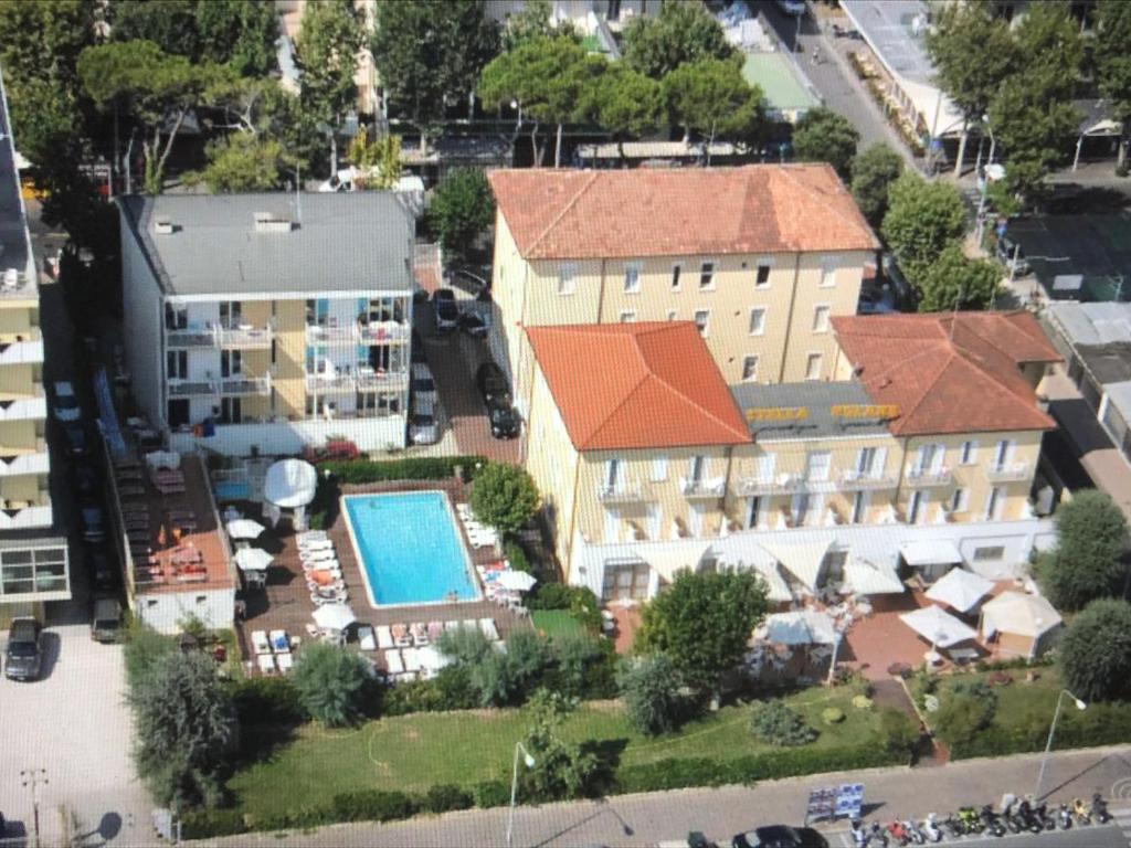Piscina a Hotel Stella Polare o a prop