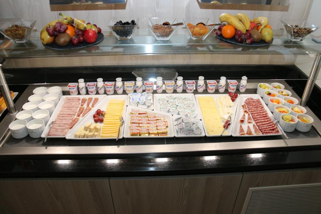 GOLDEN TULIP CANNES HOTEL de PARIS - Resim 18