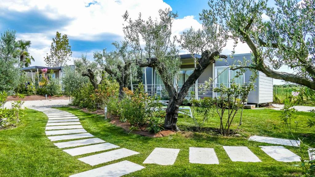 Zahrada ubytování Agricampeggio Oasi del Garda