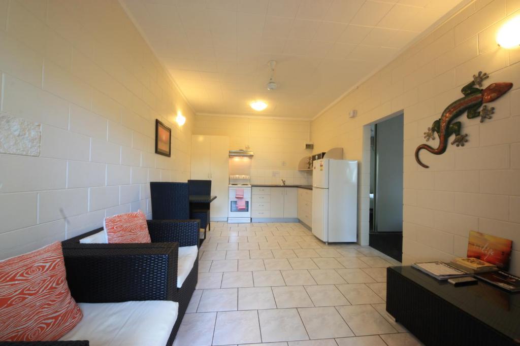 Coconut Grove Holiday Apartments - Resim 36