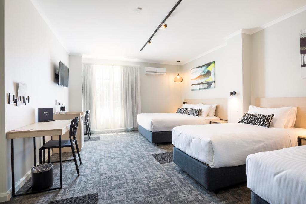 Nightcap at Finsbury Hotel - Resim 7