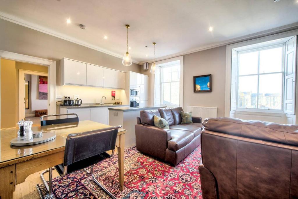 ALTIDO Apartment on Frederick Street, Edinburgh, UK