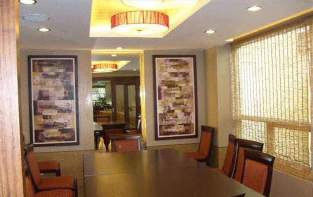 Posezení v ubytování One Tagaytay Place Hotel Suites OFFICIAL ACCOUNT