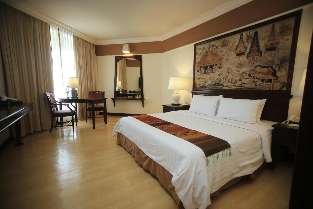 
Deluxe Double or Twin Room
