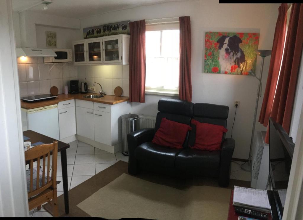 Kuchyň nebo kuchyňský kout v ubytování Chalet or Apartment nearby Roermond Outlet