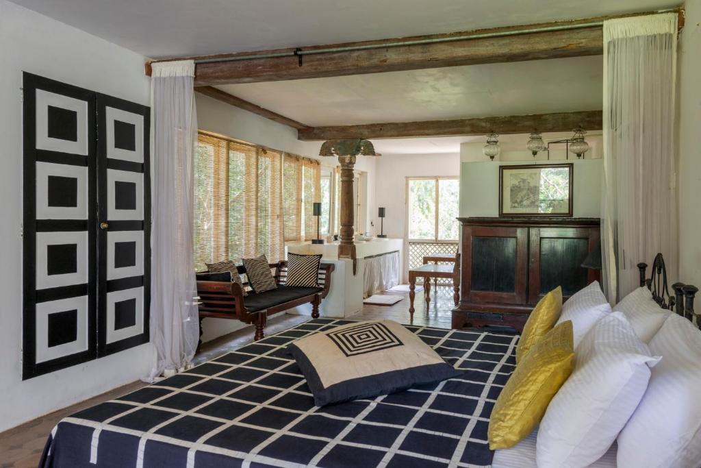 Lunuganga Estate - 9