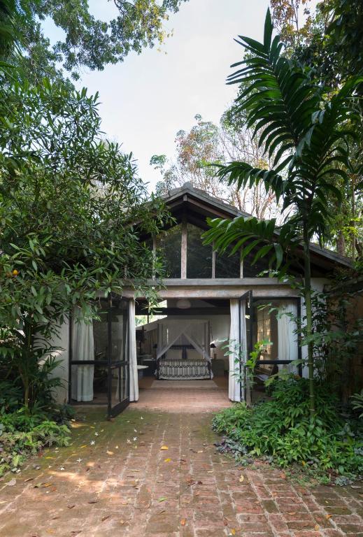 Lunuganga Estate - 12